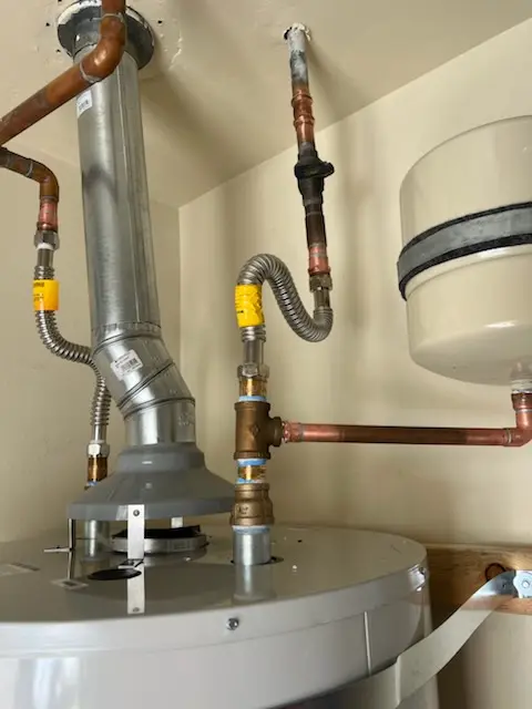 Water heater installation and plumbing repair in Downtown Mount Dora
